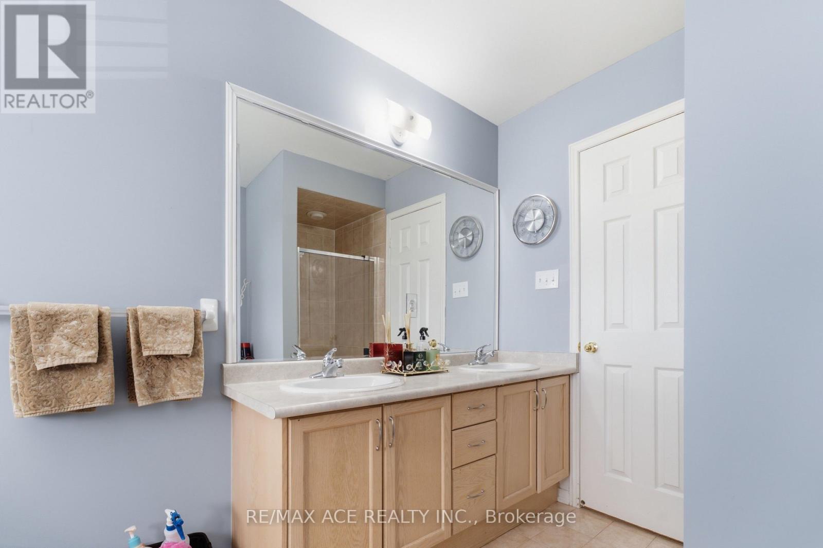58 Andriana Crescent, Markham, Ontario  L6B 0C9 - Photo 29 - N13660188