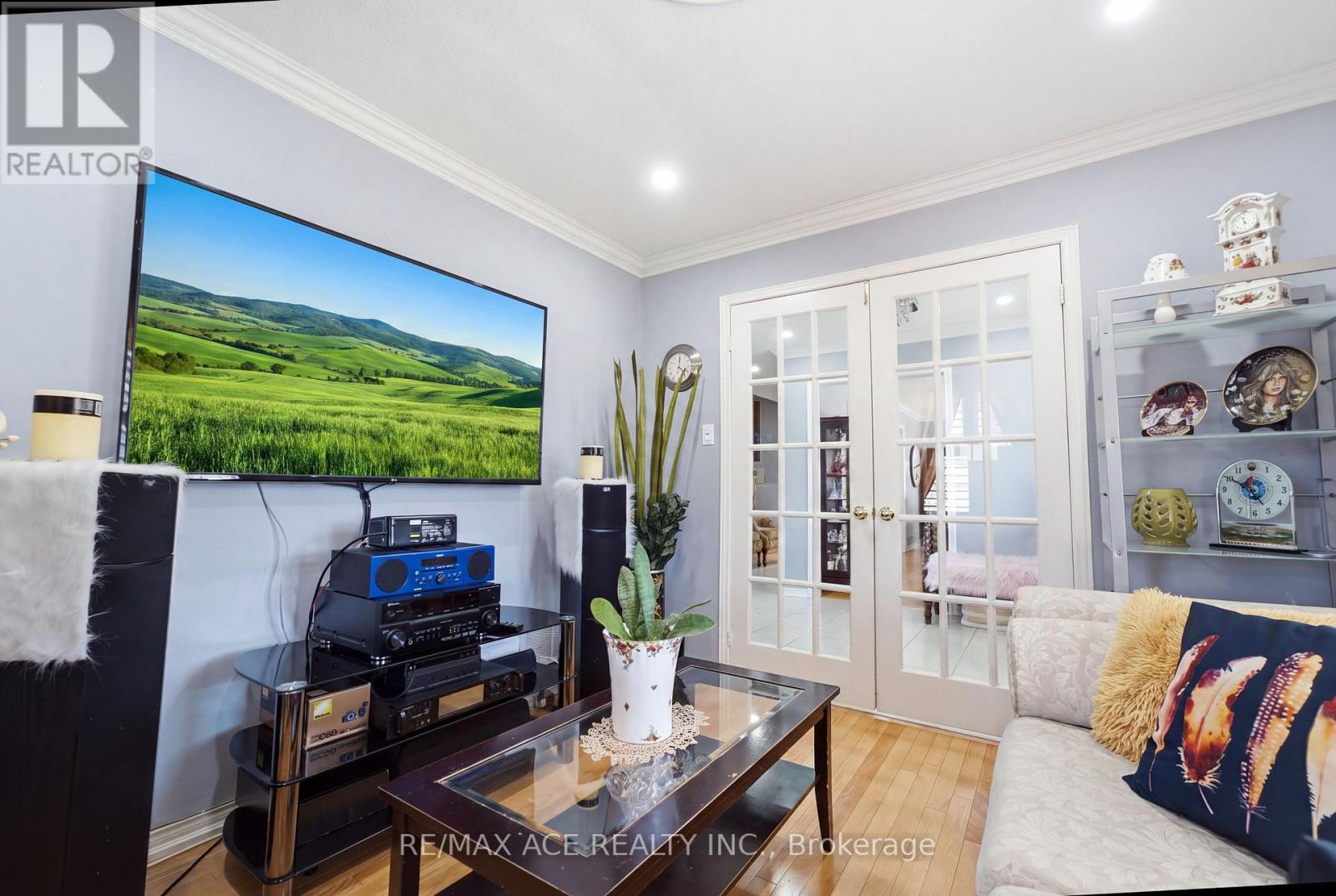 58 Andriana Crescent, Markham, Ontario  L6B 0C9 - Photo 9 - N13660188