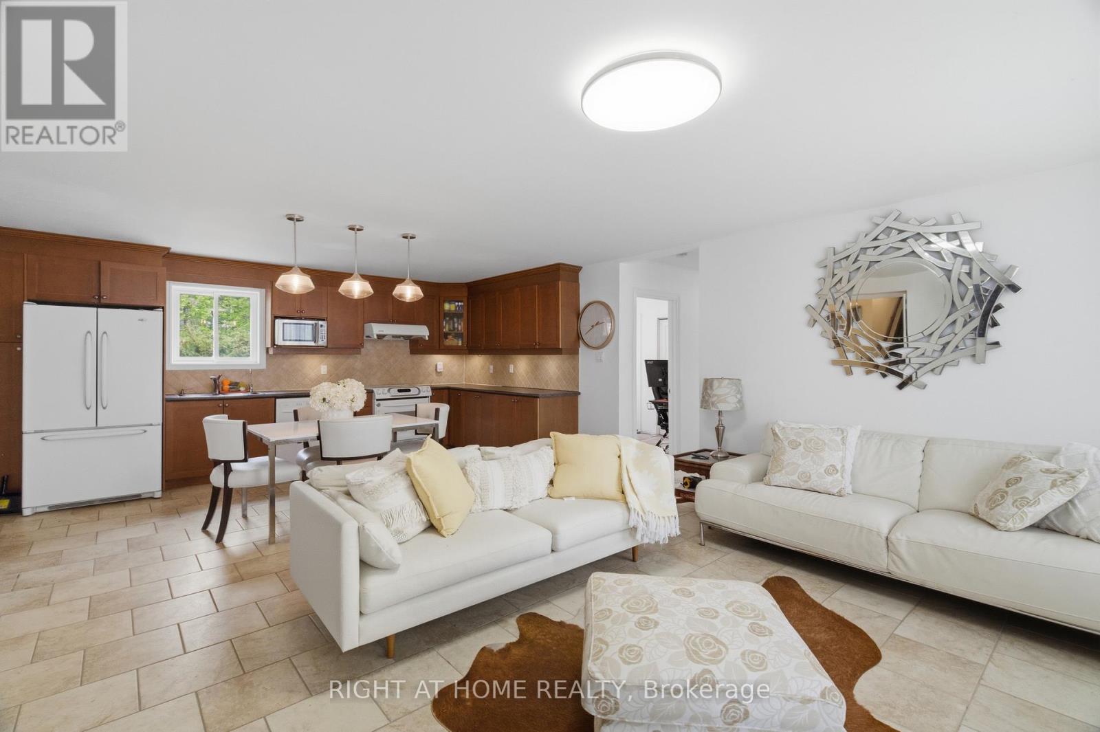 54 Forest Harbour Parkway, Tay, Ontario  L0K 2C0 - Photo 16 - S13660096