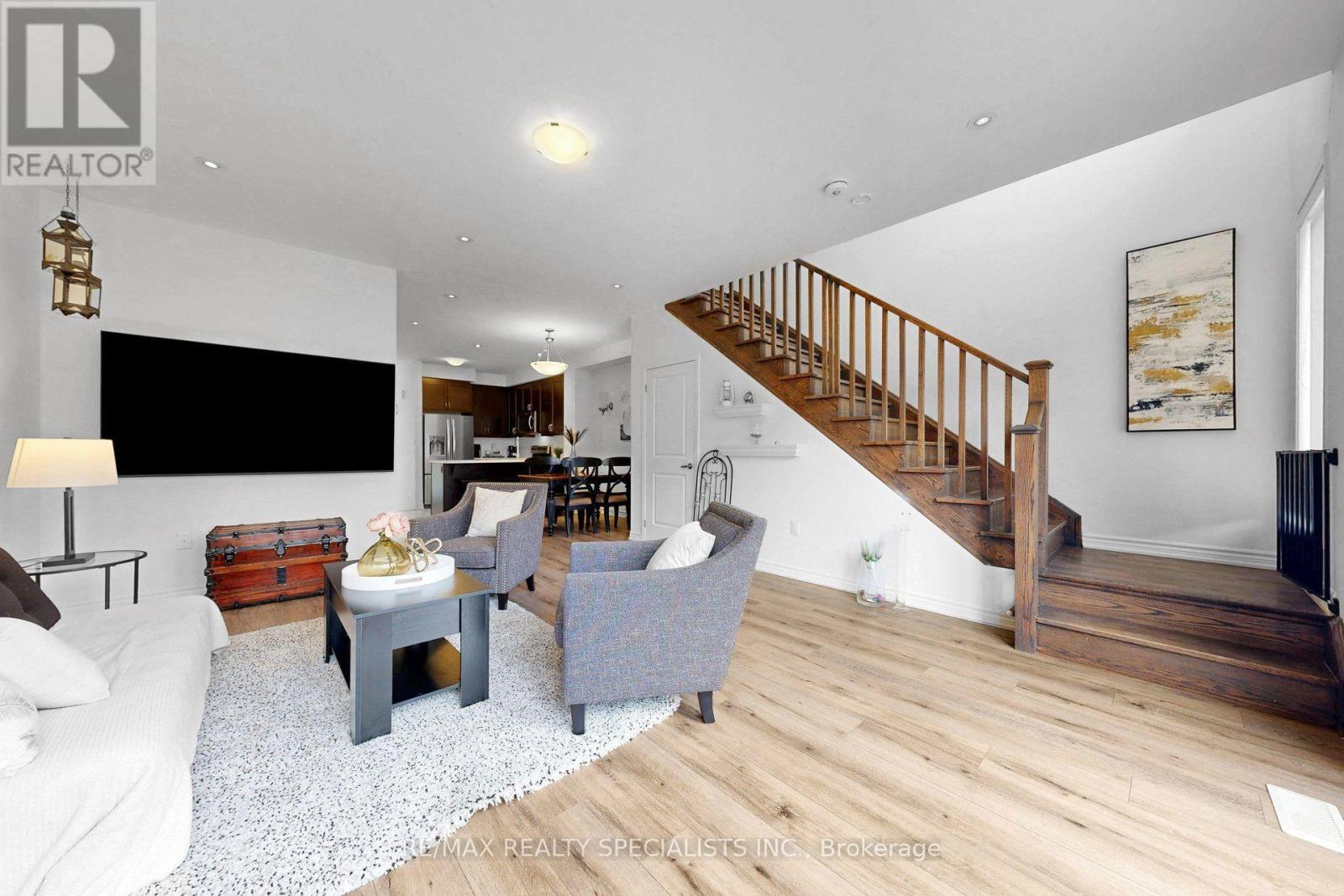 42 Keppel Circle, Brampton, Ontario  L7A 5L1 - Photo 15 - W13660120