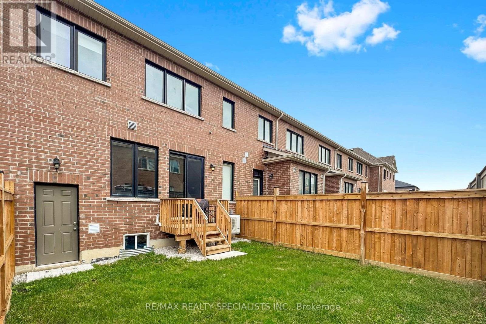 42 Keppel Circle, Brampton, Ontario  L7A 5L1 - Photo 37 - W13660120