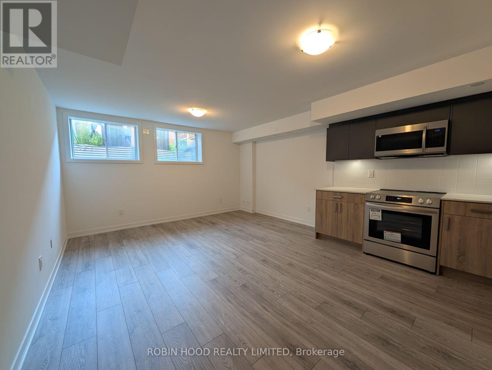 3 - 3-70 GRN GDNS BOULEVARD, toronto, Ontario