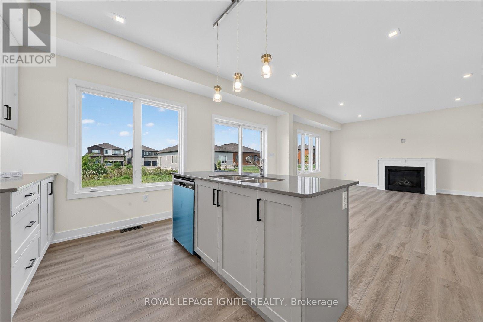 58 Dusenbury Drive, Loyalist (Odessa), Ontario  K0H 2H0 - Photo 20 - X13660108