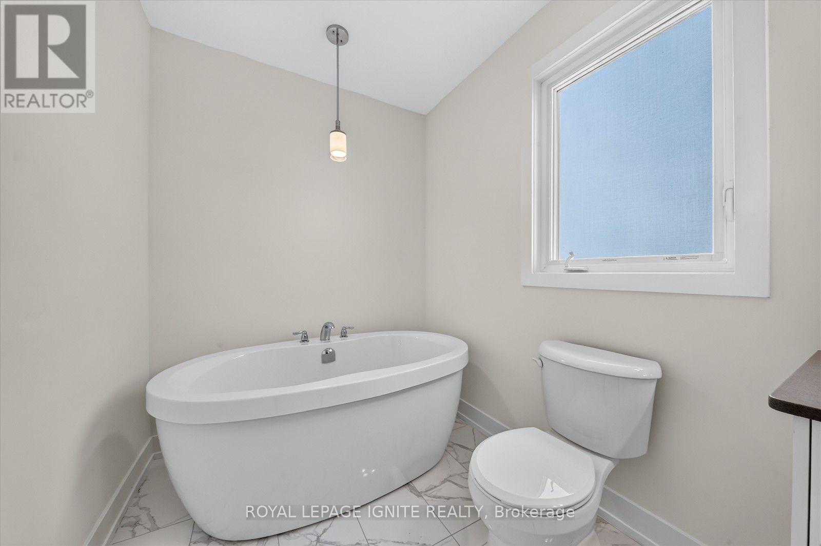 58 Dusenbury Drive, Loyalist (Odessa), Ontario  K0H 2H0 - Photo 32 - X13660108