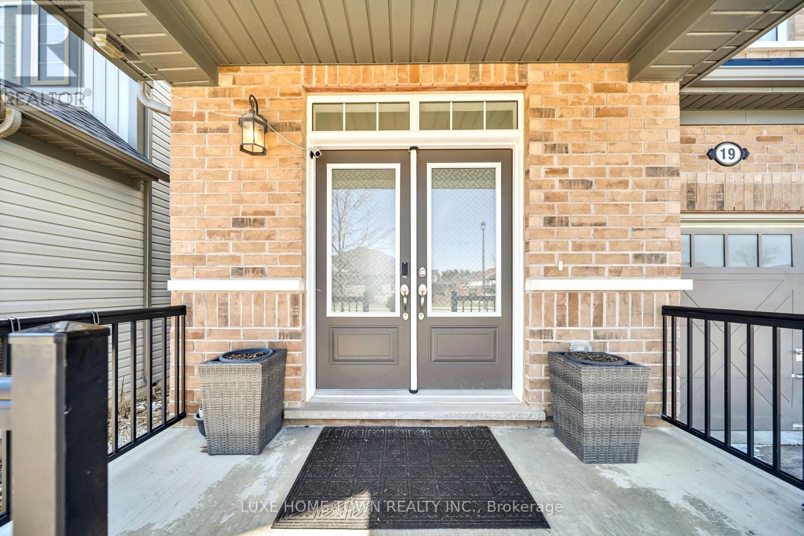 19 Findlay Way, Centre Wellington (Fergus), Ontario  N1M 0A4 - Photo 6 - X13660140