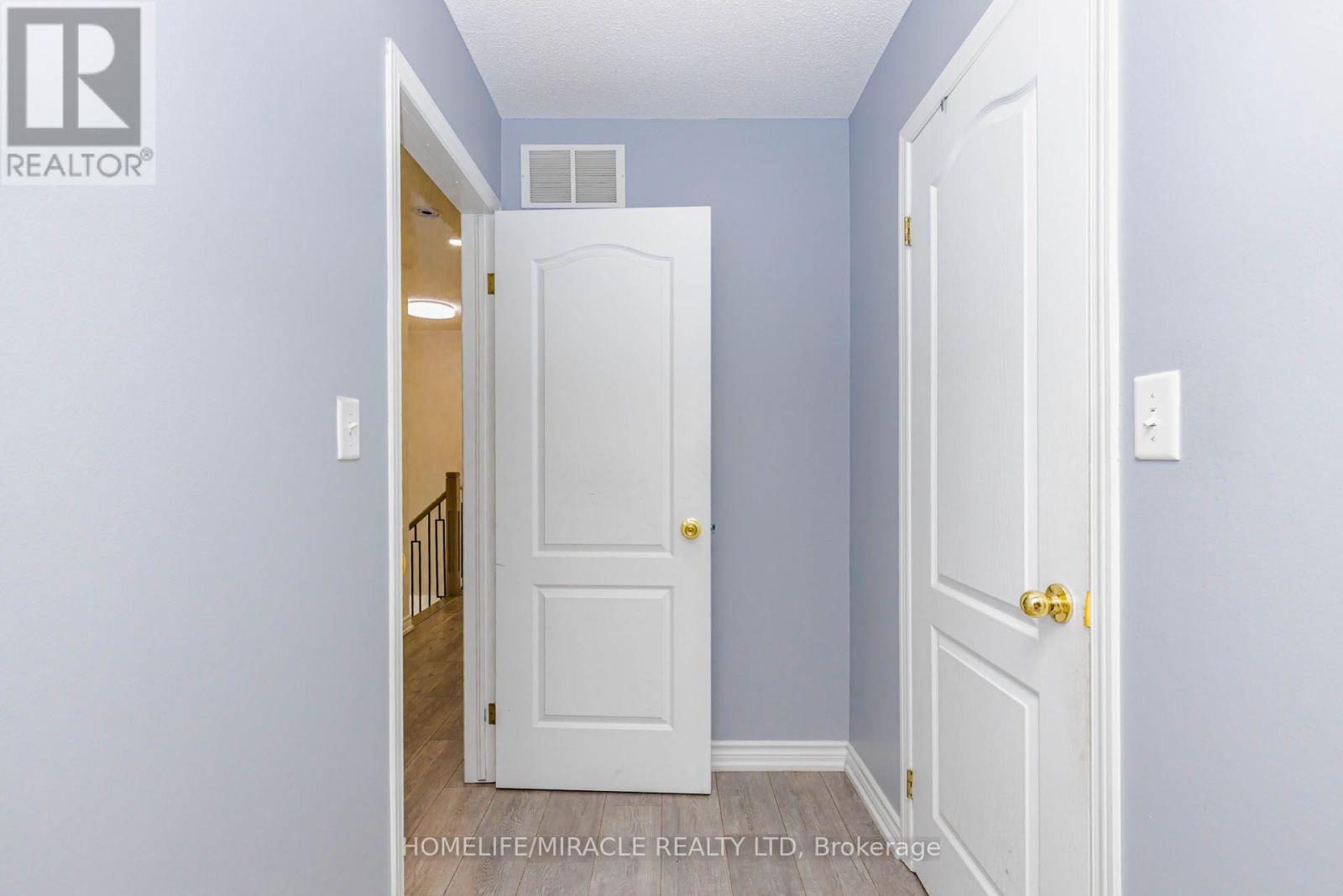 36 Tidemore Heights, Hamilton, Ontario  L8E 0B8 - Photo 39 - X13660180