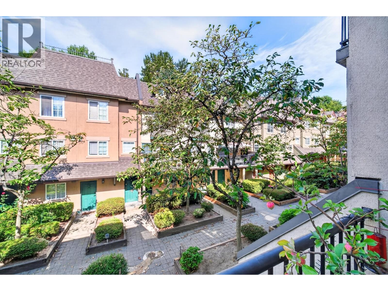 10 1561 Booth Avenue, Coquitlam, British Columbia V3K 6Z9 - Photo 8 - R3154414