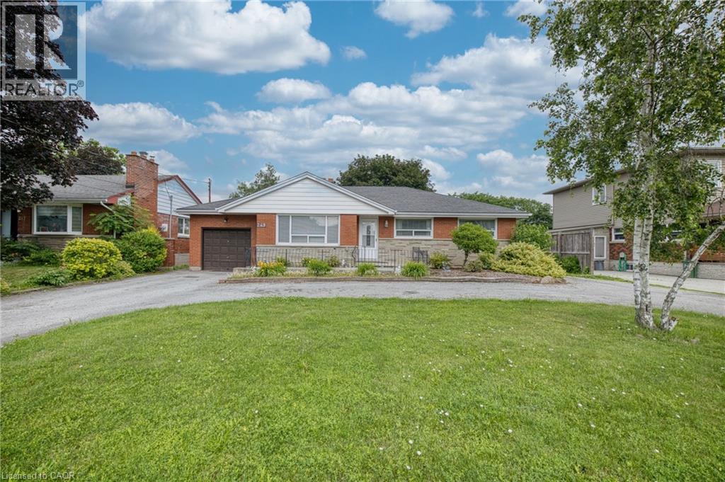 249 Mcneilly Road, Stoney Creek, Ontario  L8E 5H2 - Photo 3 - 40854548
