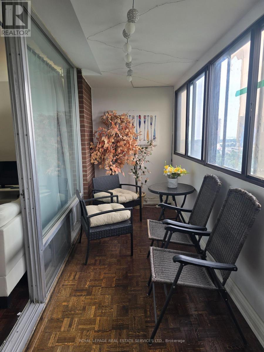 2614 - 1 Massey Square, Toronto, Ontario  M4C 5L4 - Photo 17 - E13607696