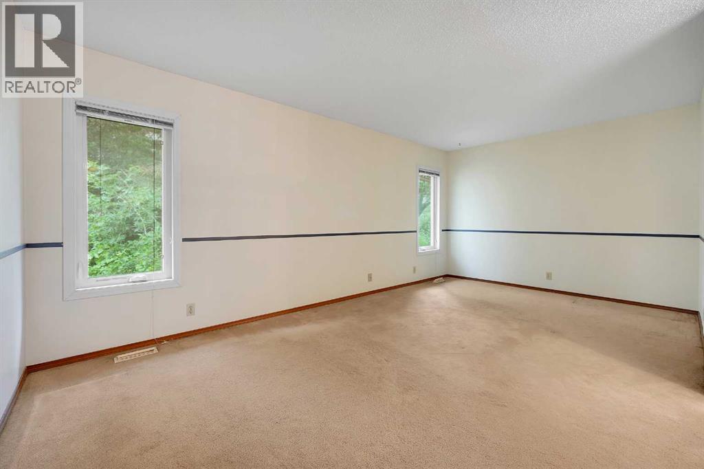 23 Edelweiss Drive Nw, Calgary, Alberta  T3A 3R4 - Photo 21 - A2325715