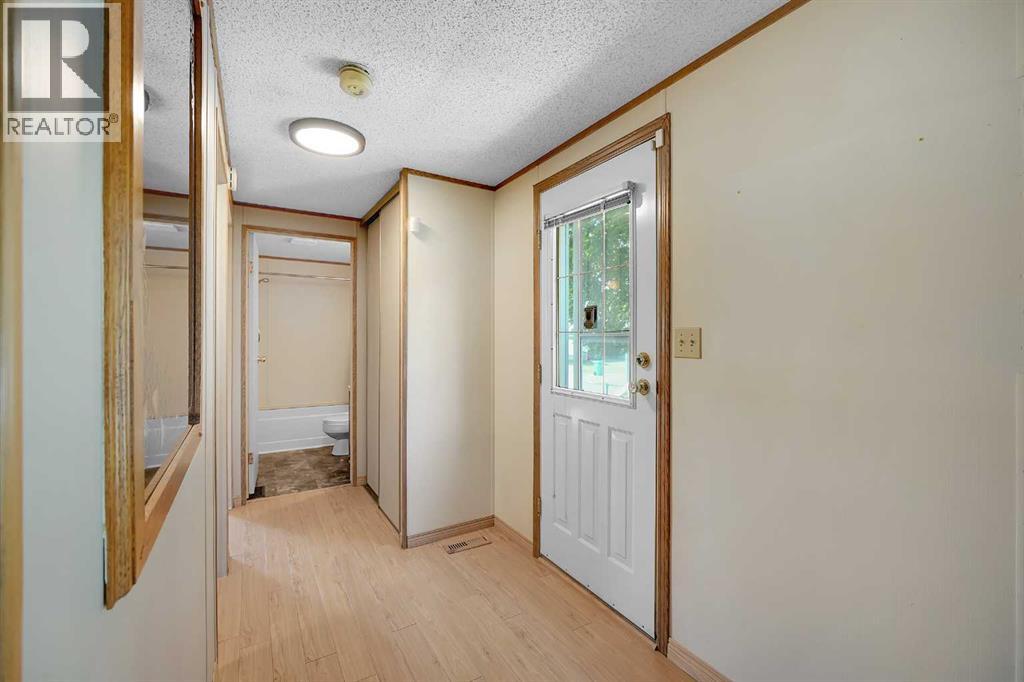 169 Erin Woods Circle Se, Calgary, Alberta  T2B 3E1 - Photo 14 - A2334682