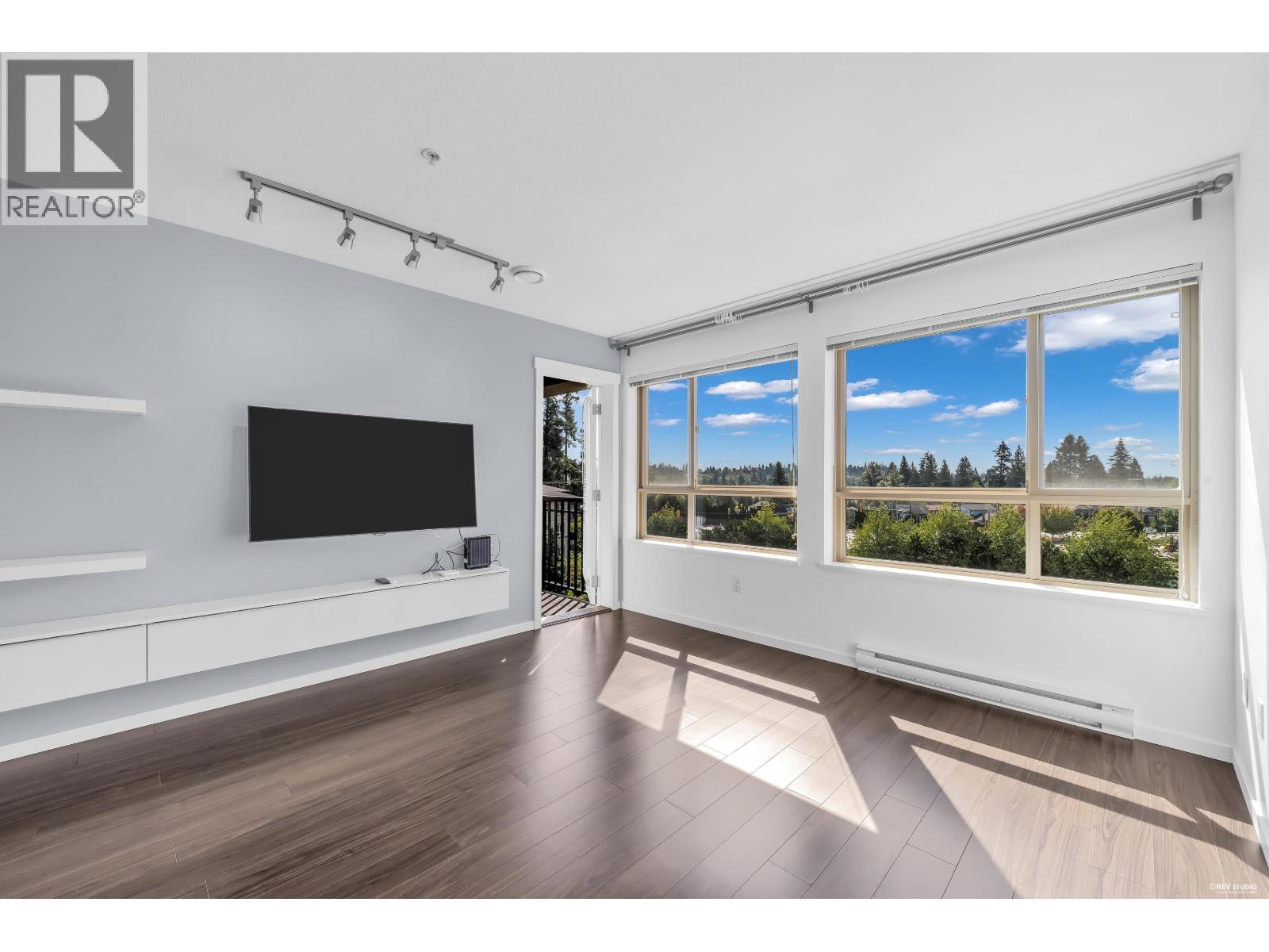 406 3156 Dayanee Springs Boulevard, Coquitlam, British Columbia  V3E 0B9 - Photo 3 - R3154099