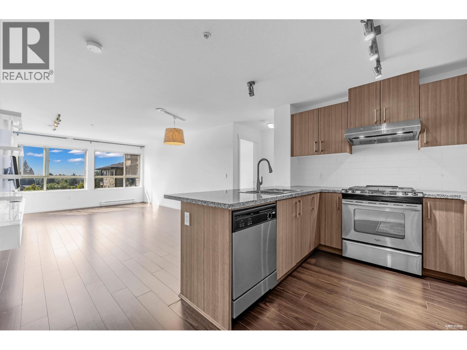406 3156 Dayanee Springs Boulevard, Coquitlam, British Columbia  V3E 0B9 - Photo 8 - R3154099