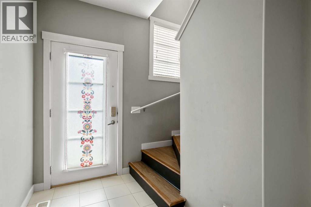 554 Redstone View Ne, Calgary, Alberta  T3N 0M9 - Photo 2 - A2335819