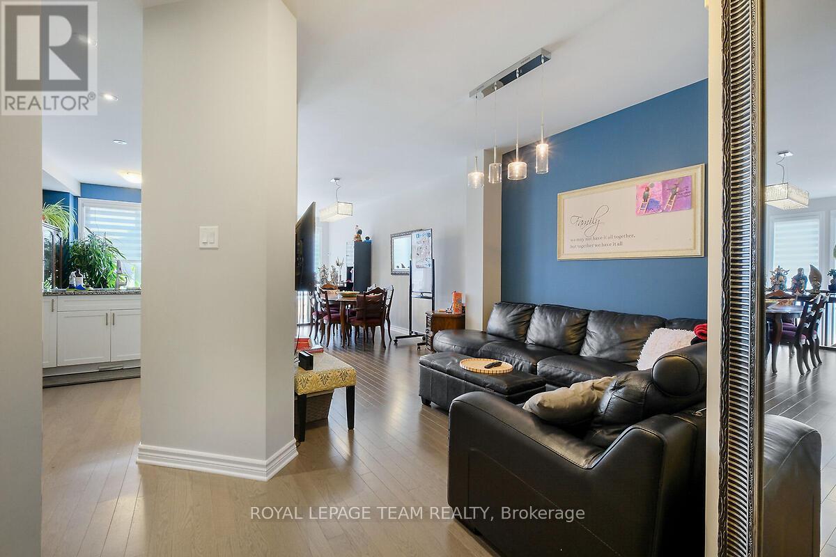 253 Fergus Crescent, Ottawa, Ontario  K2J 3L7 - Photo 4 - X13660198