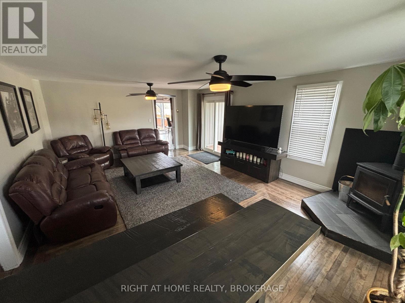 720 Webber Road, Pelham (Fenwick), Ontario  L0S 1C0 - Photo 5 - X13660212