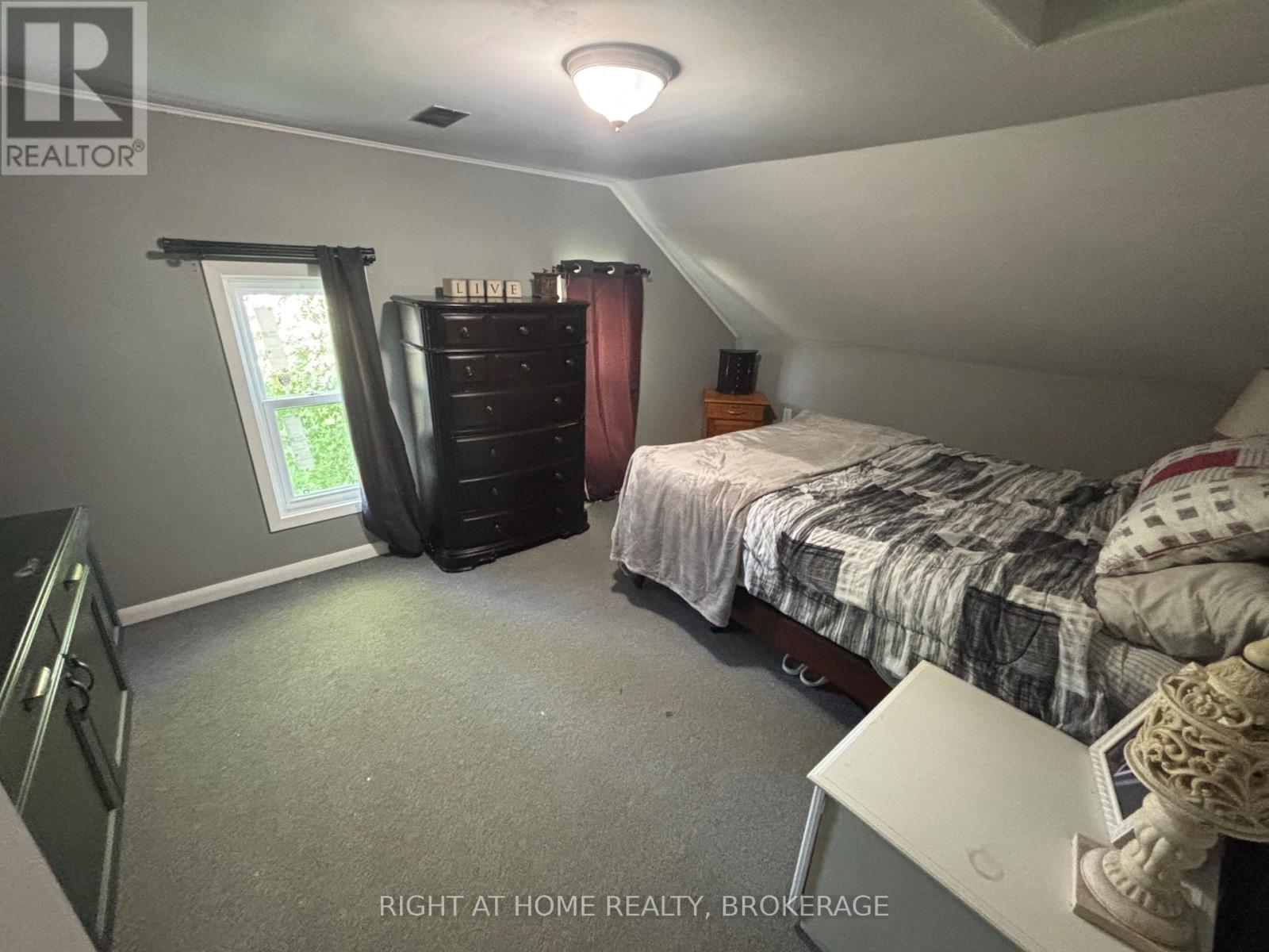 720 Webber Road, Pelham (Fenwick), Ontario  L0S 1C0 - Photo 9 - X13660212