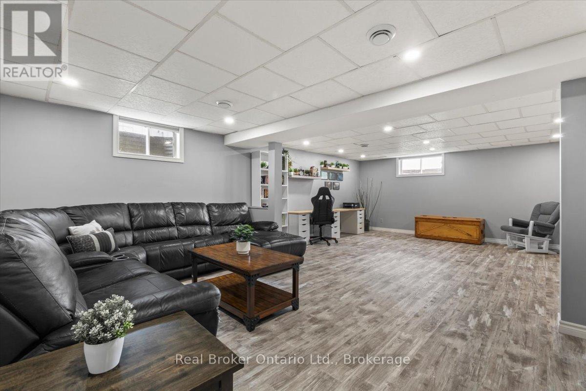 220 Forler Street, West Grey, Ontario  N0G 2M0 - Photo 14 - X13483148