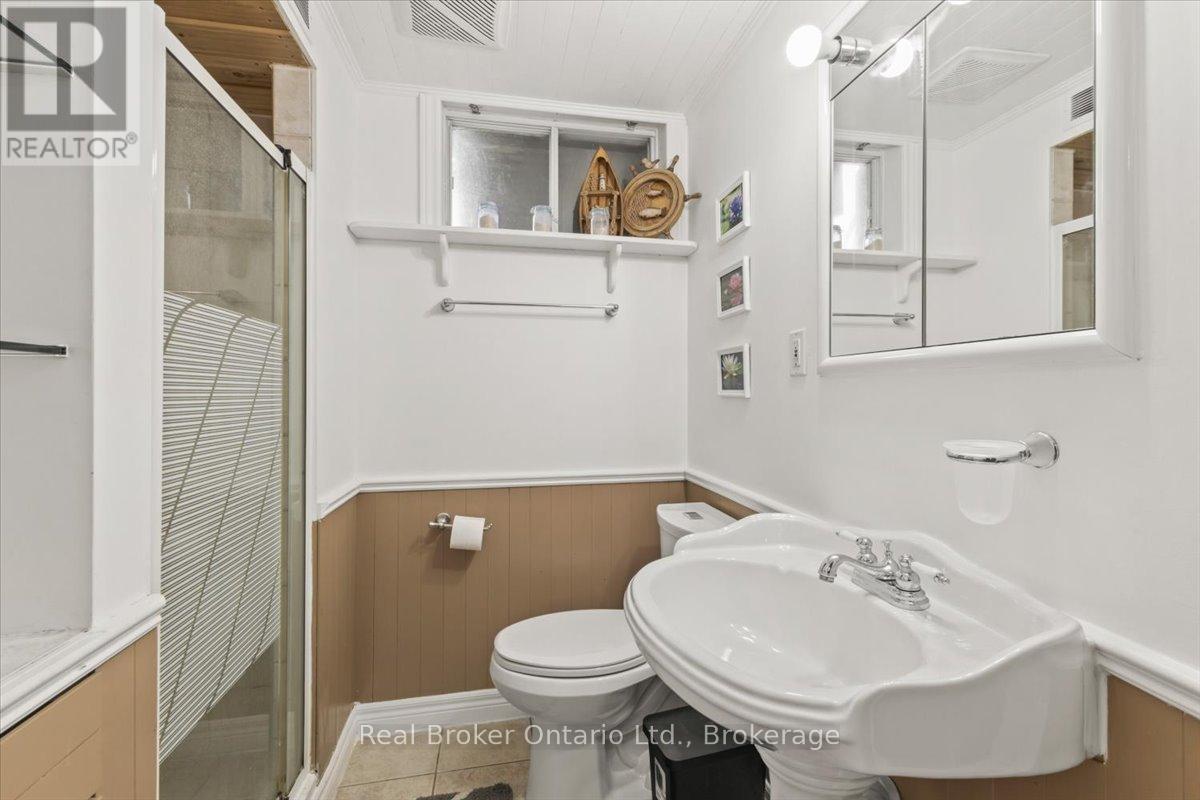 220 Forler Street, West Grey, Ontario  N0G 2M0 - Photo 16 - X13483148