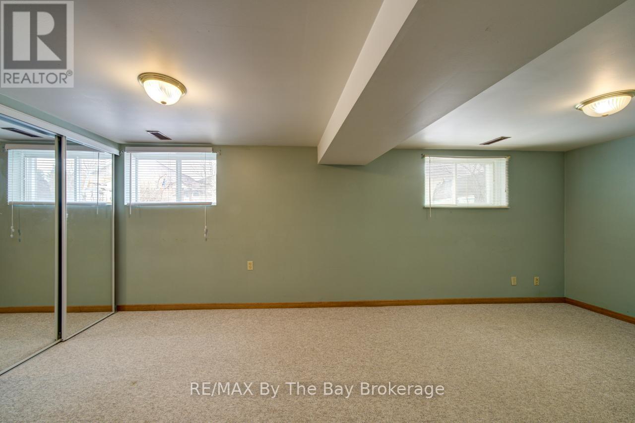 229 Datas Drive E, Clearview, Ontario  L0M 1S0 - Photo 31 - S13101416