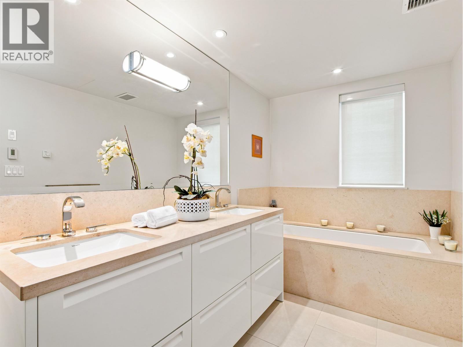 602 6080 Iona Drive, Vancouver, British Columbia  V6T 0A4 - Photo 14 - R3154519