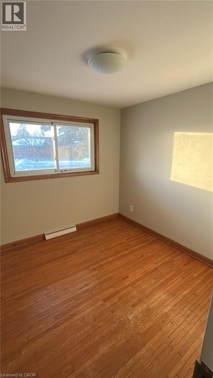 26 Glengarry Road Unit# Upper, St. Catharines, Ontario  L2T 2V2 - Photo 3 - 40854720