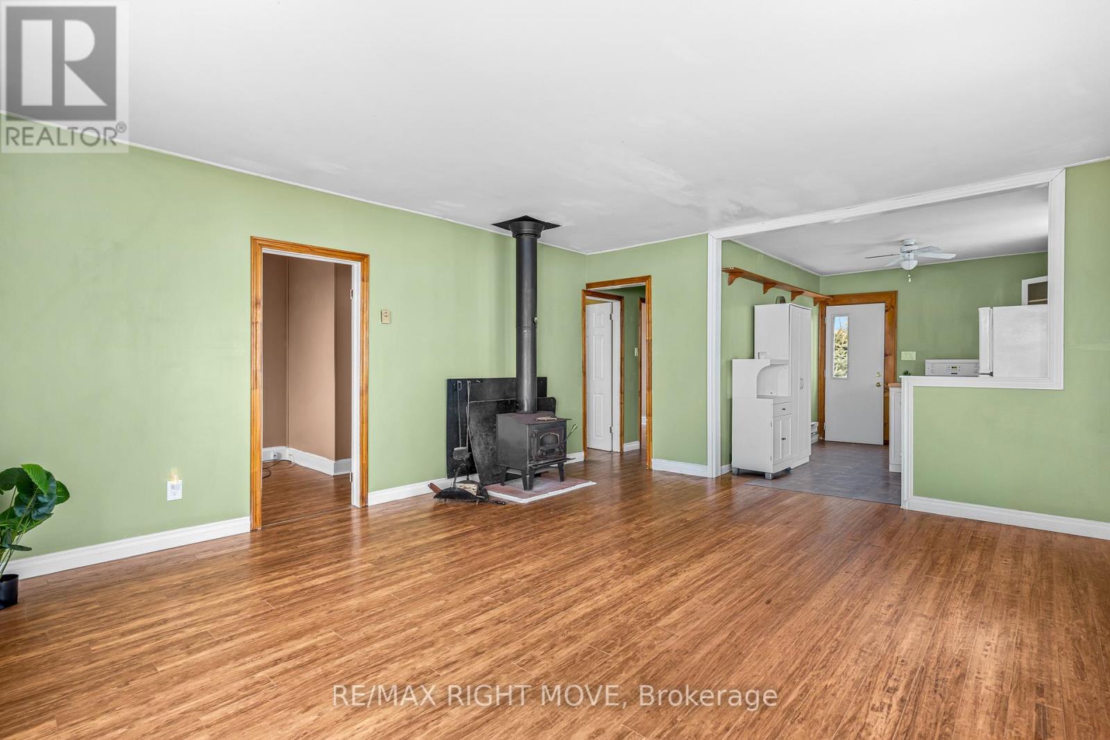 2674 Lone Birch Trail, Ramara (Brechin), Ontario  L0K 1B0 - Photo 17 - S13660206