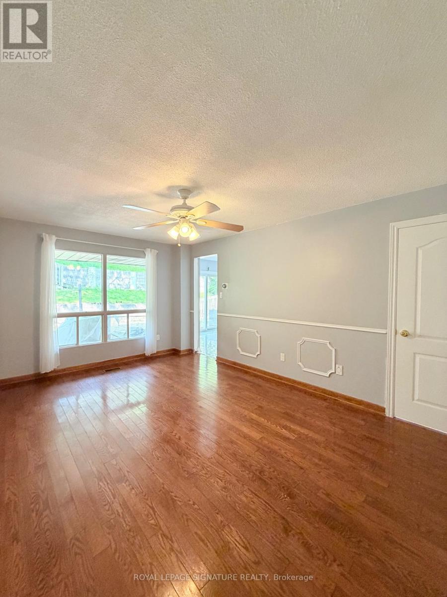Main - 41 Broadbridge Drive, Toronto, Ontario  M1C 3K5 - Photo 16 - E13659604