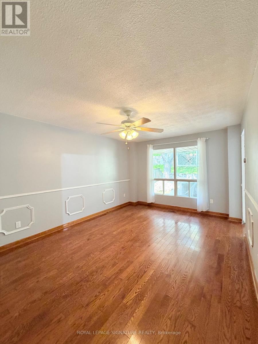 Main - 41 Broadbridge Drive, Toronto, Ontario  M1C 3K5 - Photo 17 - E13659604