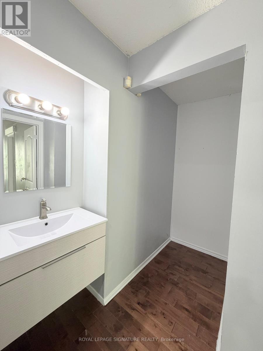 Main - 41 Broadbridge Drive, Toronto, Ontario  M1C 3K5 - Photo 13 - E13659604