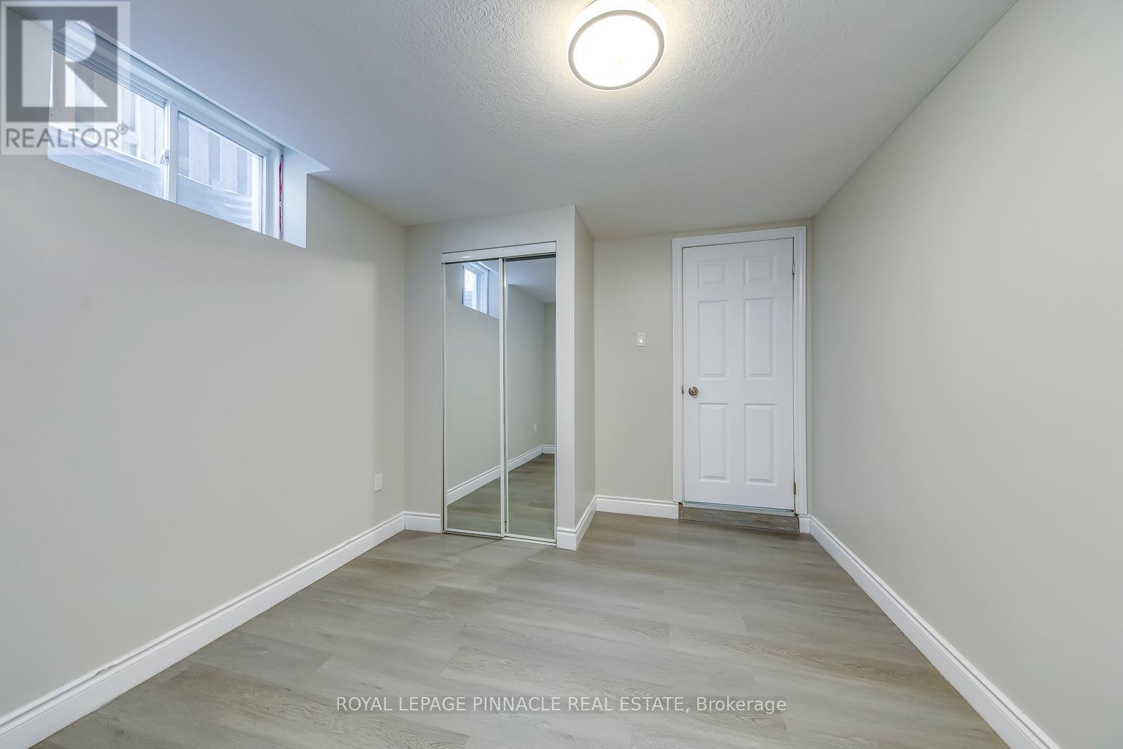 Lower - 11 Frankfurt Street, Kitchener, Ontario N2R 1T5 - Photo 18 - X13660200