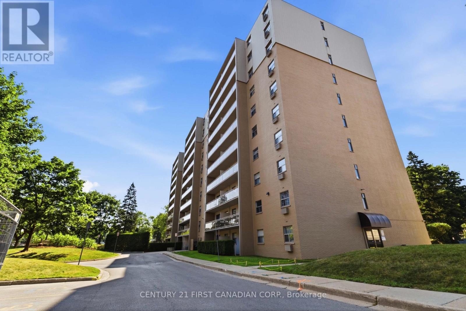 707 - 931 WONDERLAND ROAD, London South, Ontario
