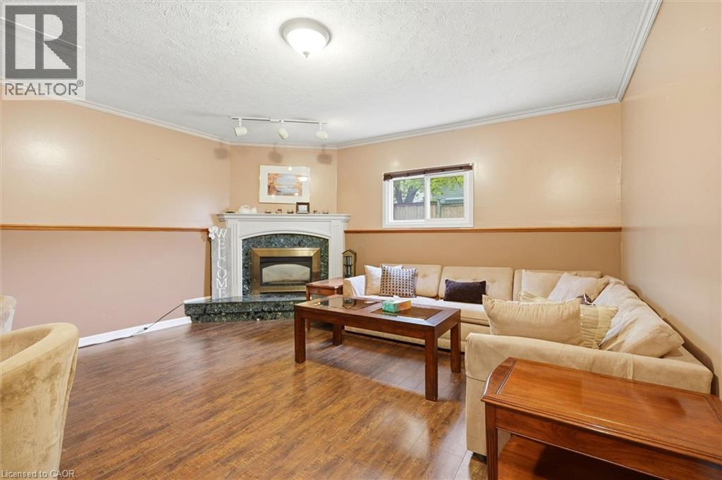 18 Anne Court, Grimsby, Ontario  L3M 5B4 - Photo 11 - 40854795