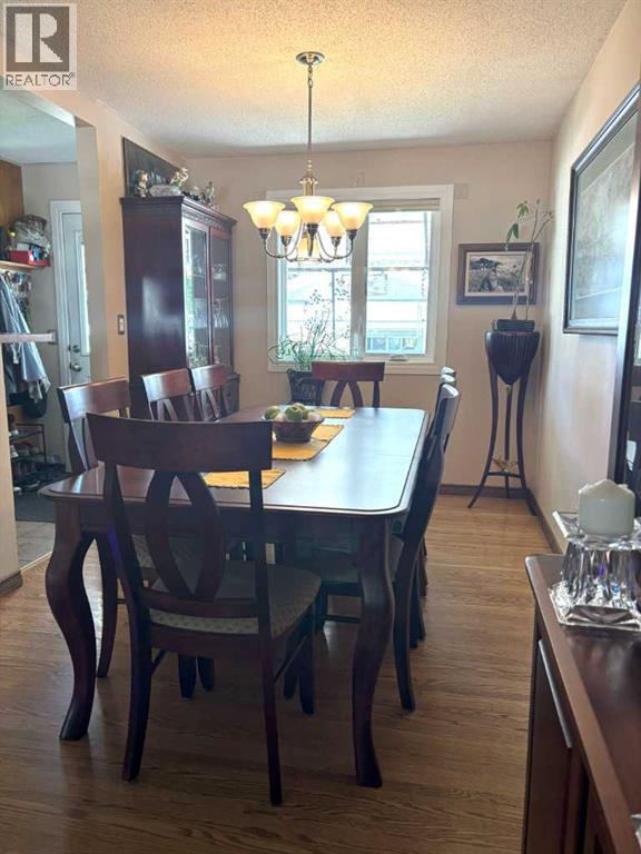 4924 40 Avenue NW, Calgary, Alberta  T3A 2P1 - Photo 6 - A2307439