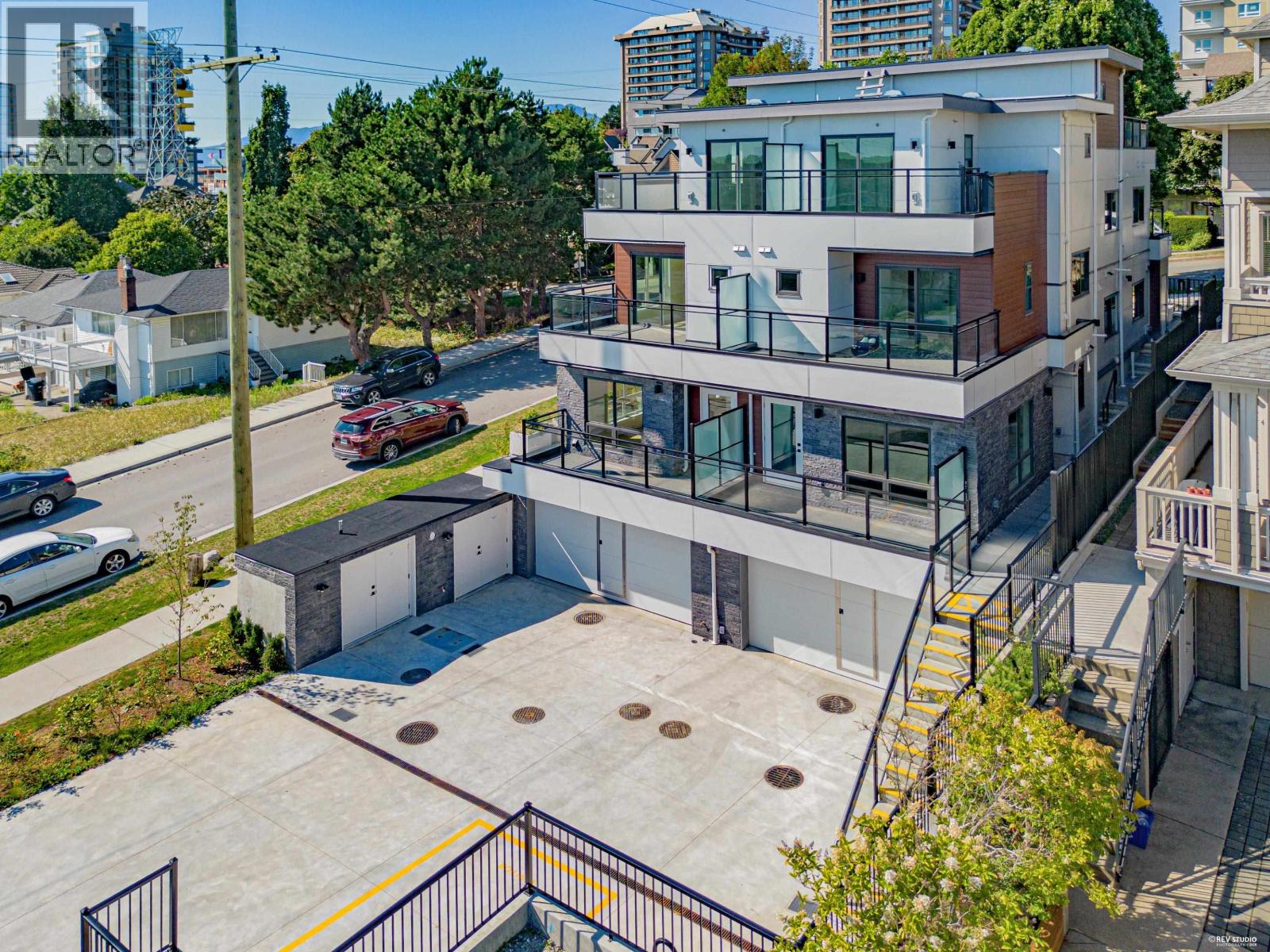 2 3800 Pender Street, Burnaby, British Columbia  V5C 2L5 - Photo 32 - R3154433