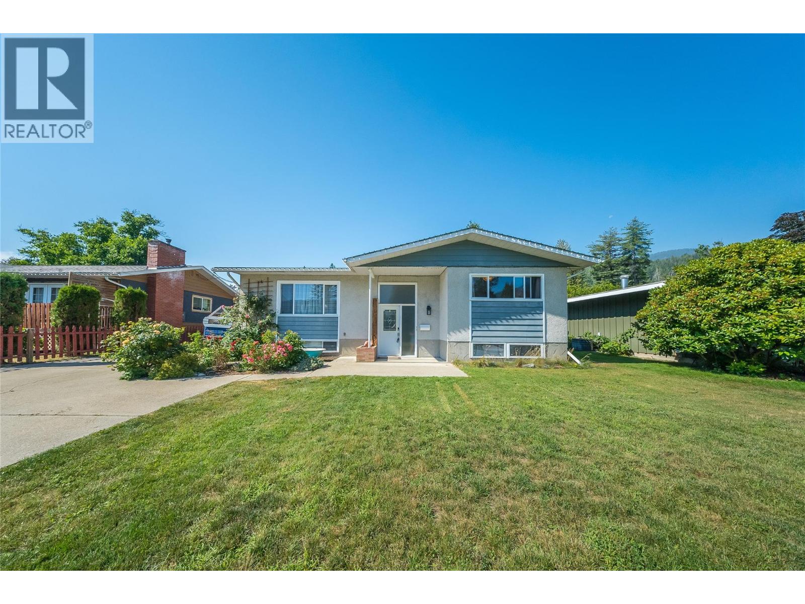 1684 Ridgewood Drive, Castlegar, British Columbia  V1N 2L7 - Photo 45 - 10397238
