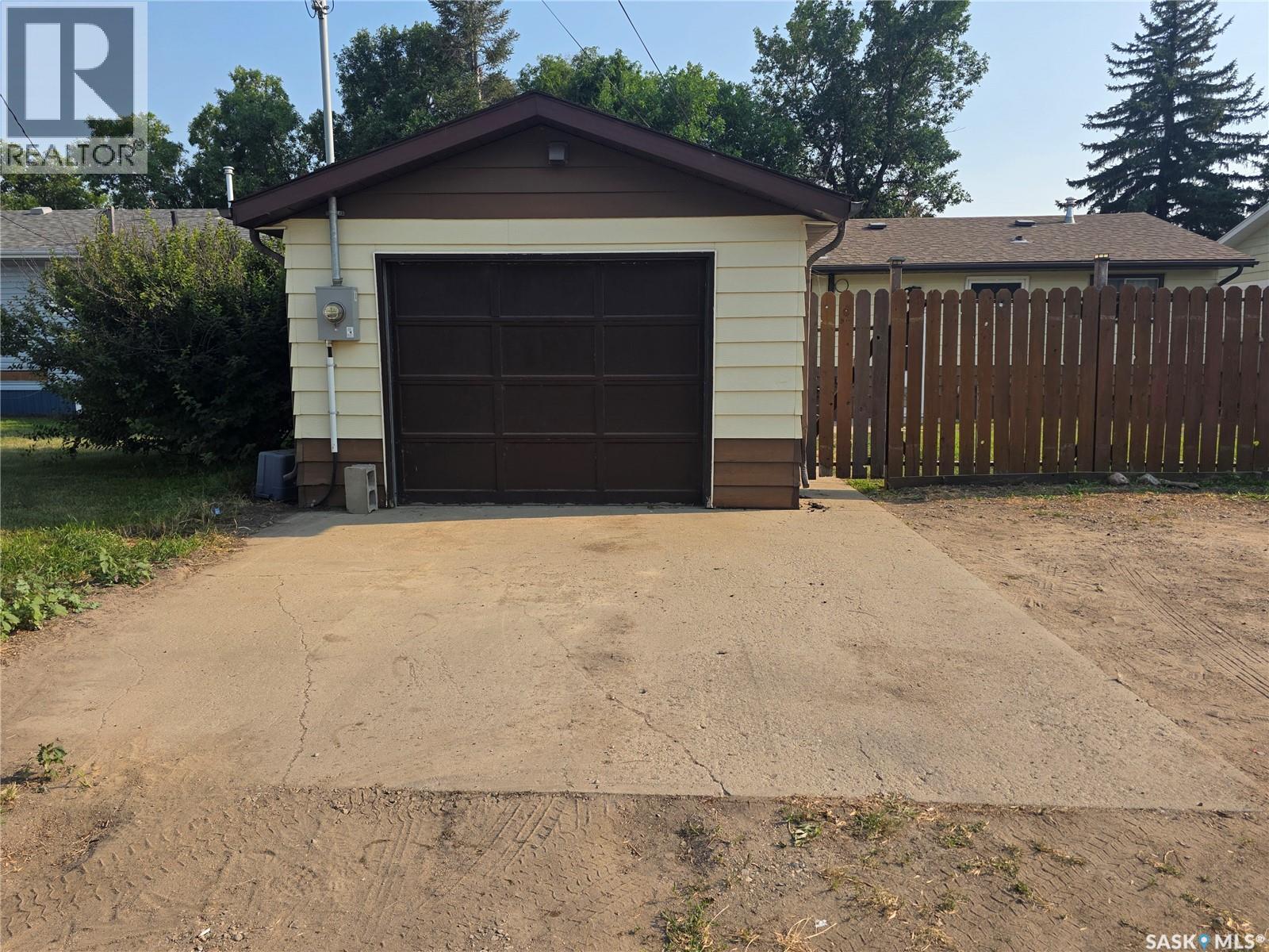 262 Duncan Road, Estevan, Saskatchewan  S4A 0A4 - Photo 11 - SK045189