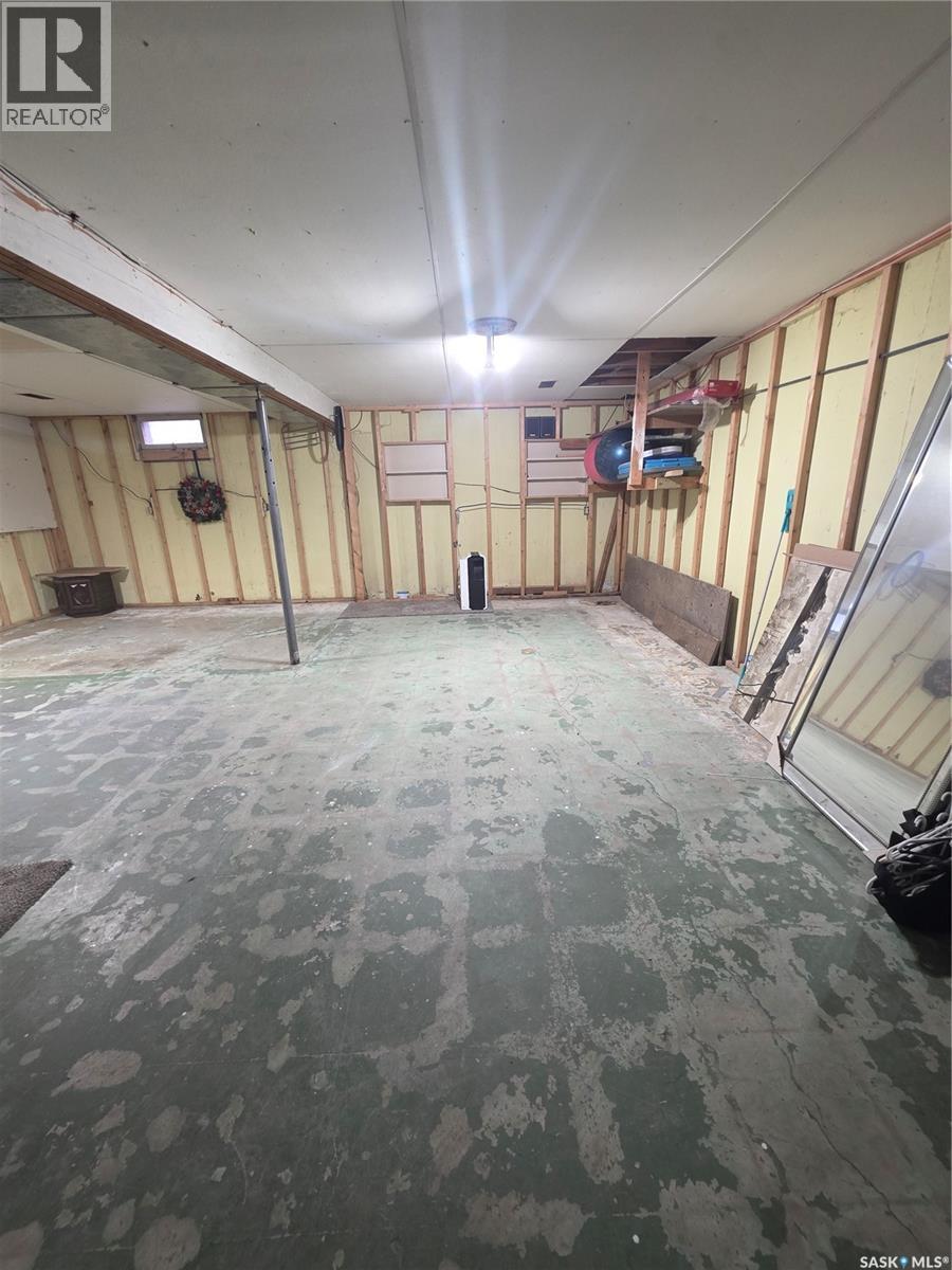 262 Duncan Road, Estevan, Saskatchewan  S4A 0A4 - Photo 35 - SK045189