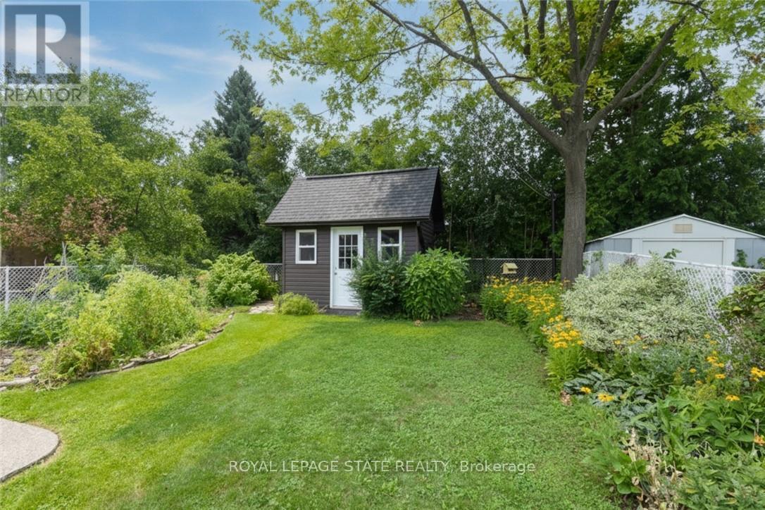 374 Brigadoon Drive, Hamilton, Ontario  L9C 6X4 - Photo 38 - X13659218