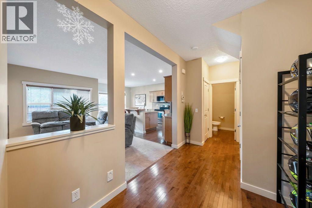 1625 Copperfield Boulevard Se, Calgary, Alberta  T2Z 0L2 - Photo 3 - A2317344