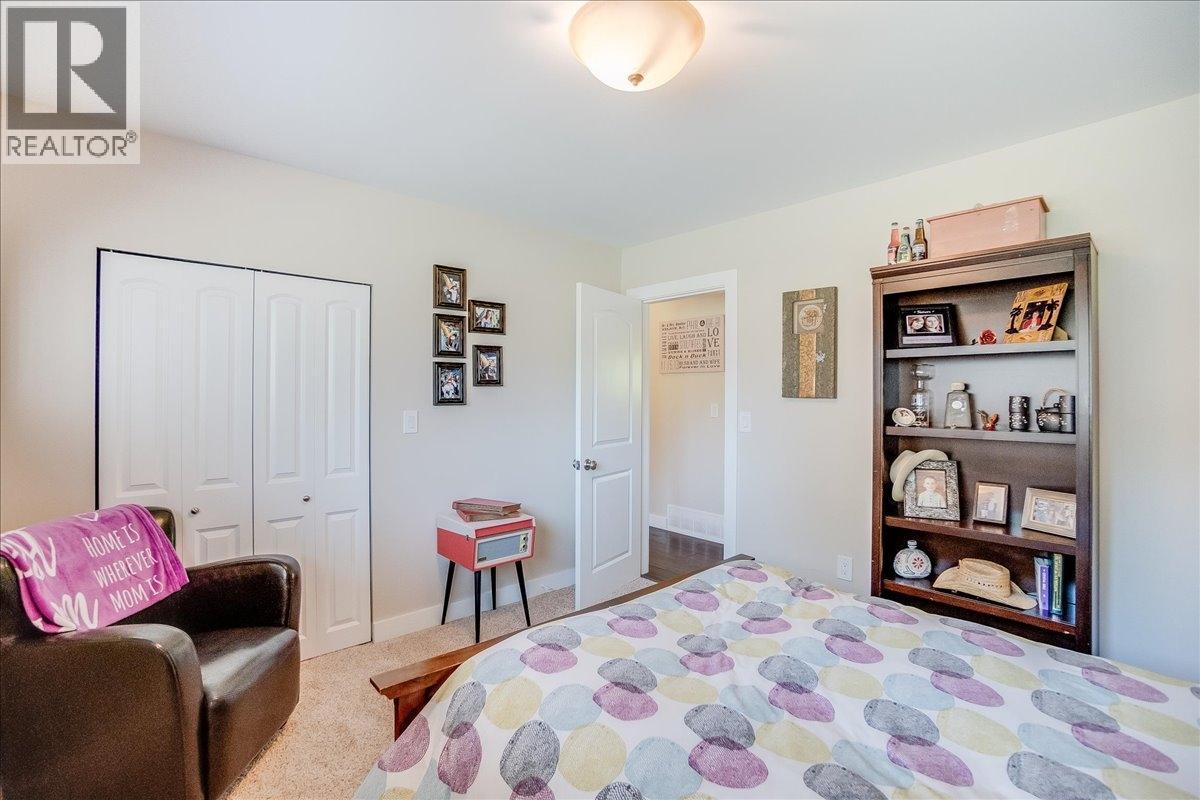 6010 Harrop-Procter Road, Nelson, British Columbia  V1L 6P7 - Photo 27 - 10365212
