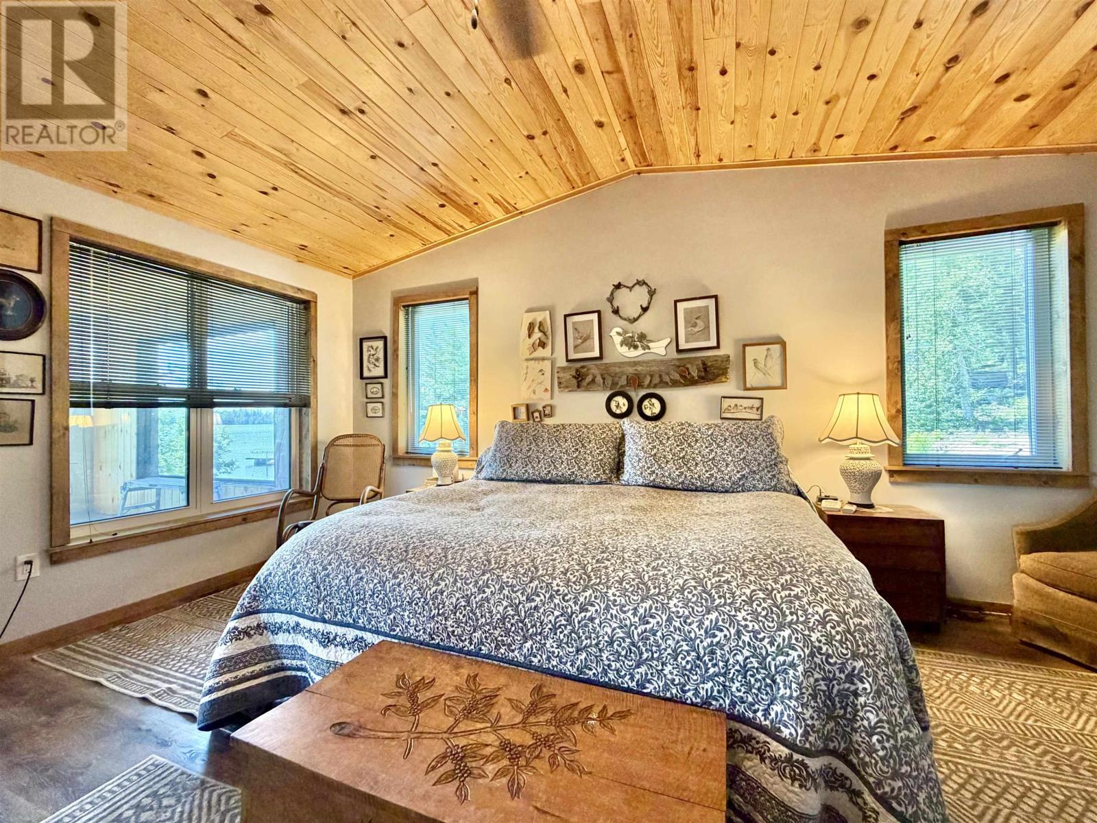 677 Old Station Rd, Fort Frances, Ontario  P9A 3M3 - Photo 17 - TB2601803