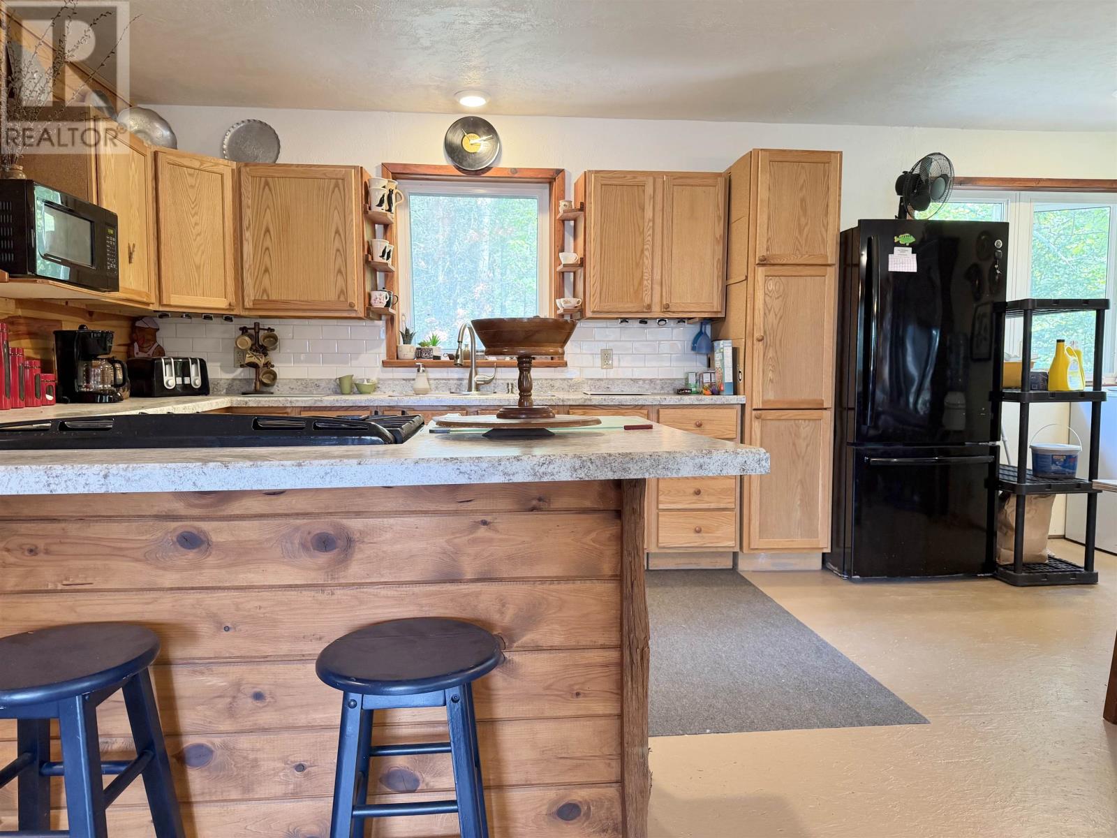 677 Old Station Rd, Fort Frances, Ontario  P9A 3M3 - Photo 36 - TB2601803