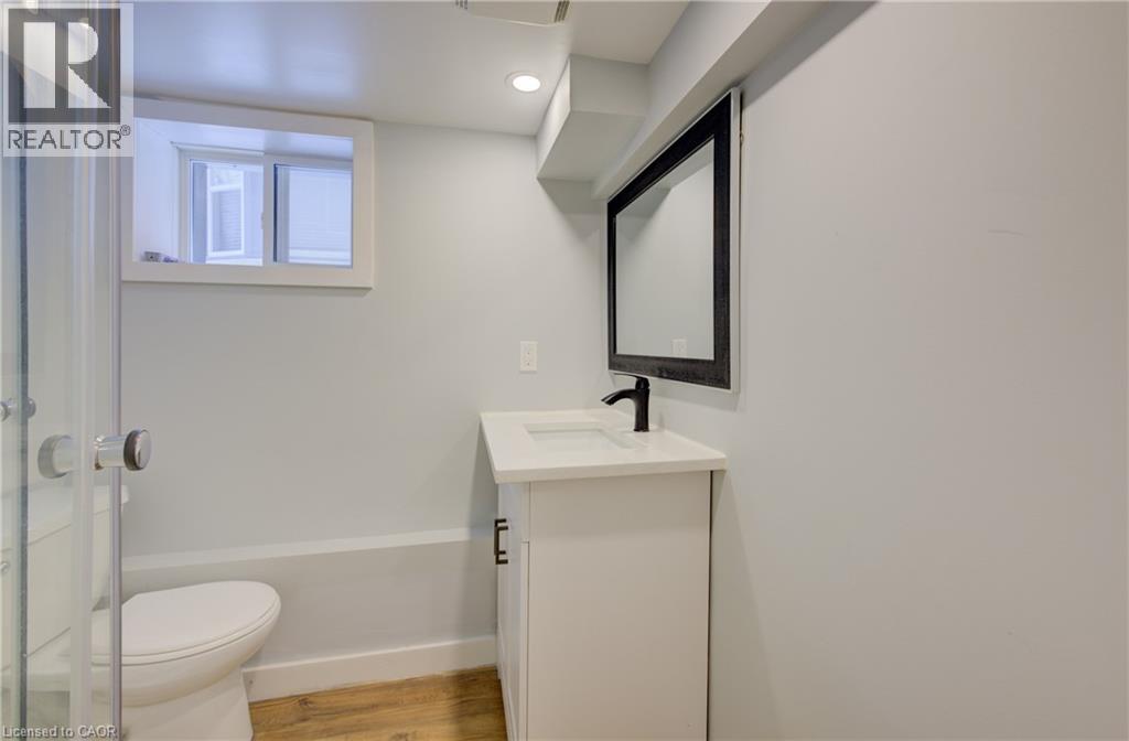 21 Fairview Avenue Unit# Basement, Kitchener, Ontario  N2H 3E7 - Photo 16 - 40838493