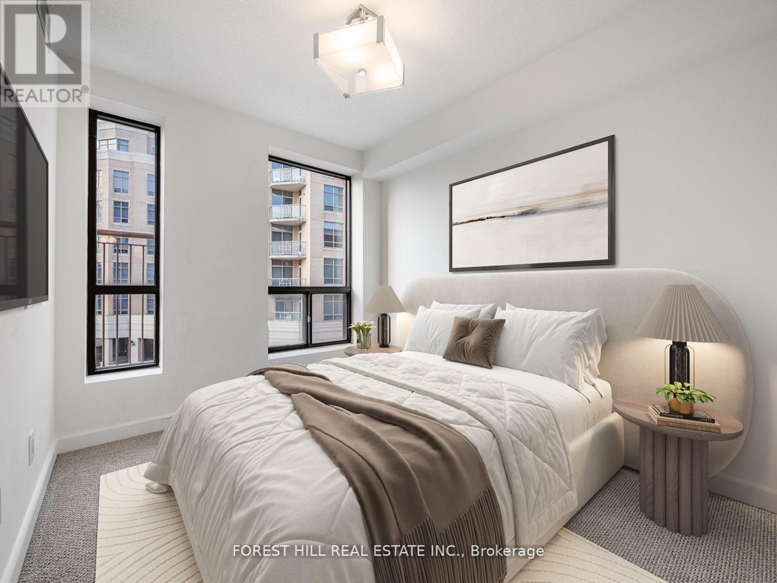 303 - 500 GLENCAIRN AVENUE Toronto (Englemount-Lawrence), ON M6B 1Z1