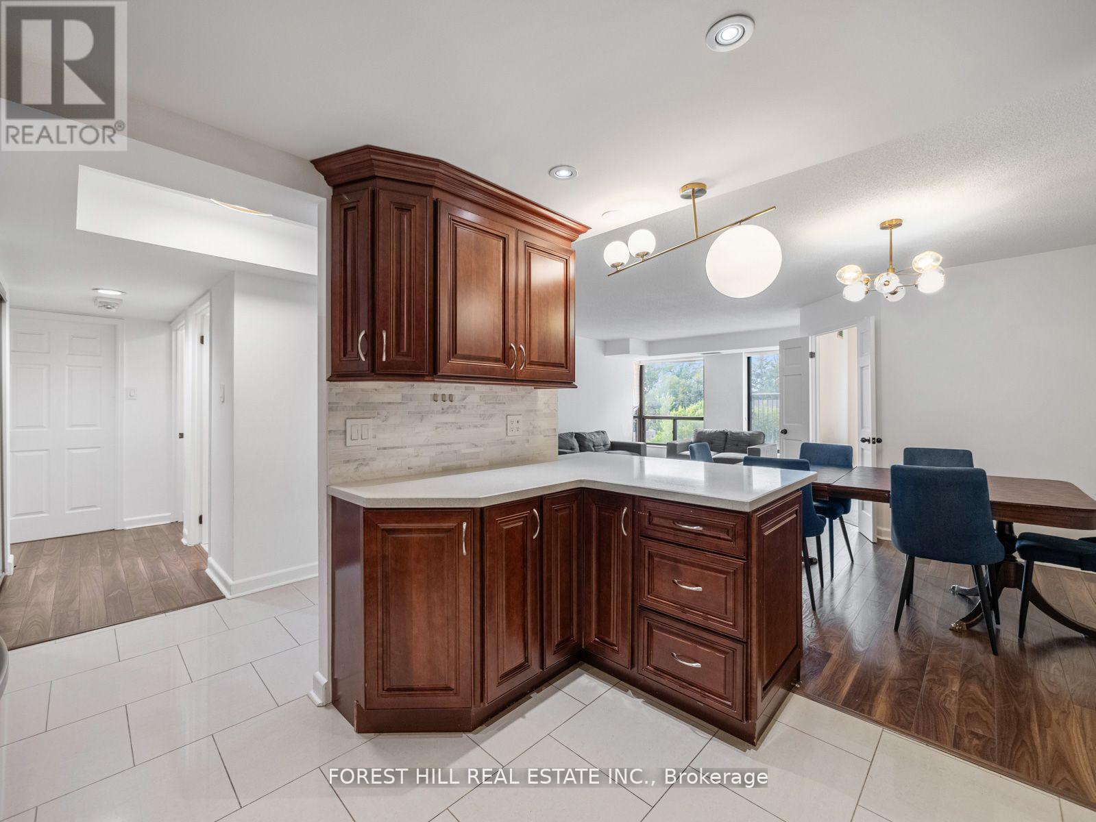 303 - 500 Glencairn Avenue, Toronto, Ontario M6B 1Z1 - Photo 15 - C13583994
