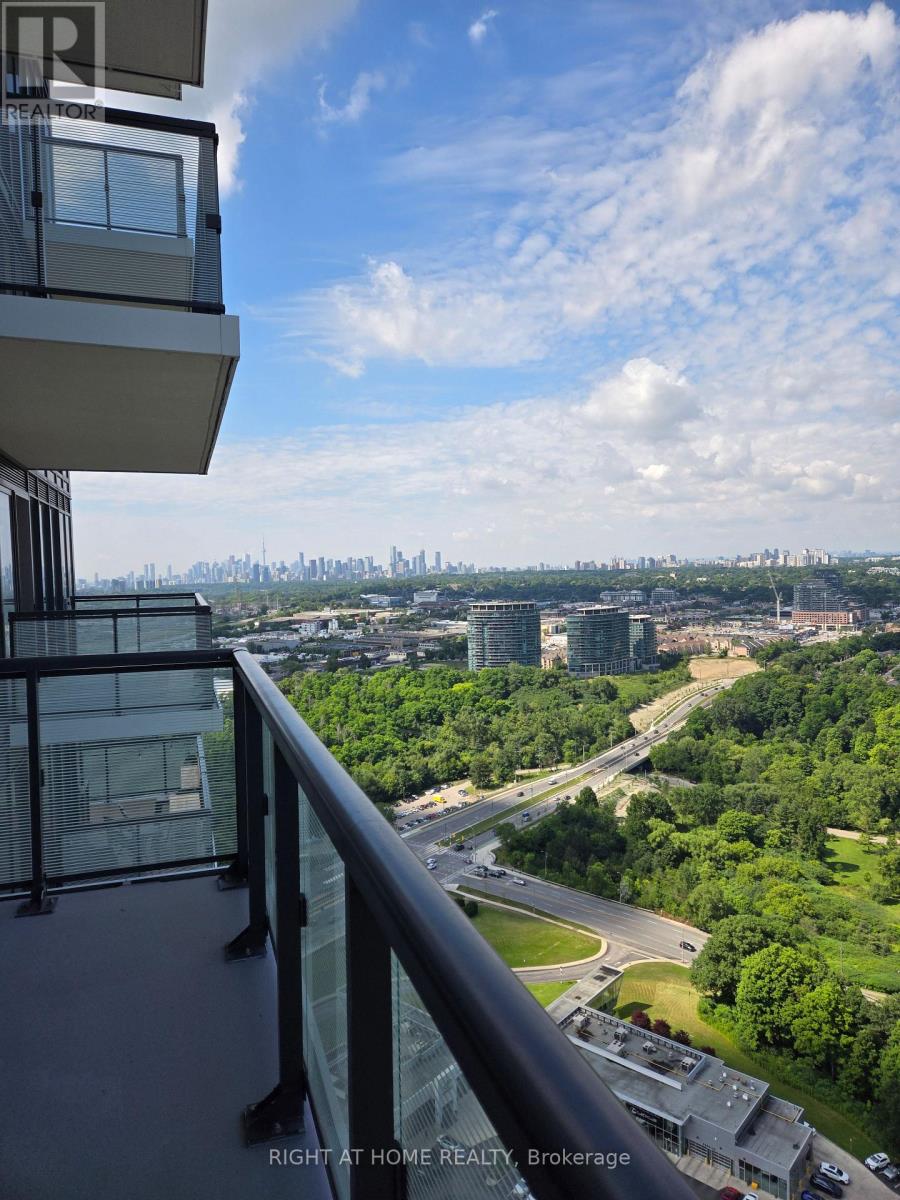 3311 - 30 INN ON THE PARK DRIVE, Toronto, Ontario