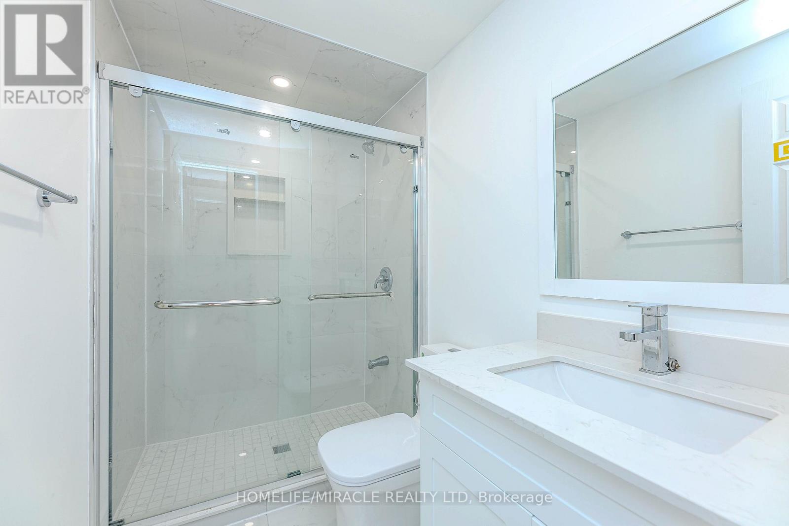 851 Bennett Court, Oshawa, Ontario  L1K 1V3 - Photo 23 - E13660266