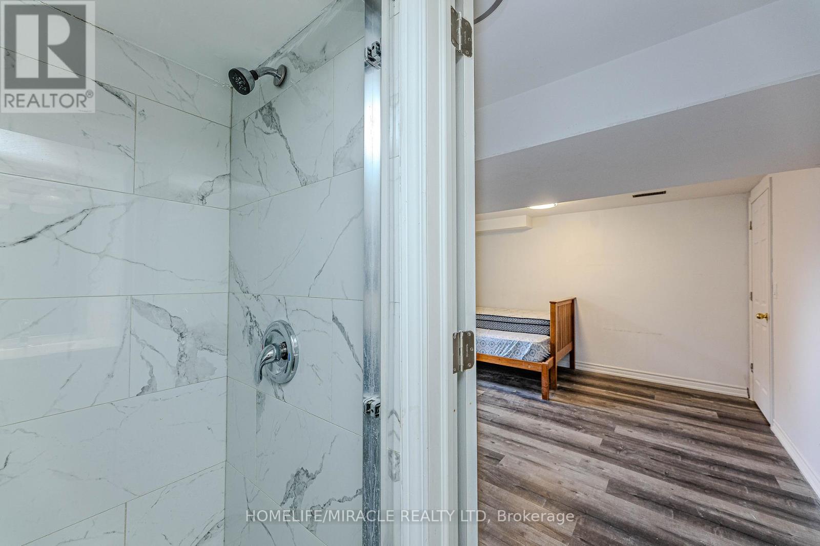 851 Bennett Court, Oshawa, Ontario  L1K 1V3 - Photo 42 - E13660266