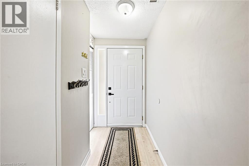 11 Harrisford Street Unit# 91, Hamilton, Ontario  L8K 6L7 - Photo 4 - 40837957